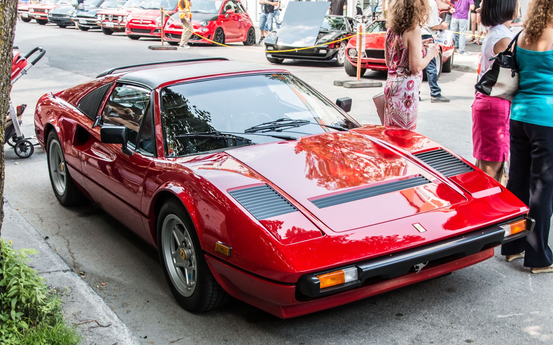 Des Ferrari dans les rues de Montréal lors du Grand Prix 2015
