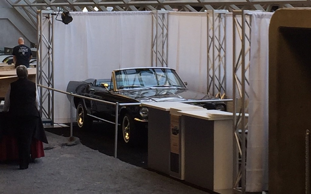 La Mustang, quelques heures avant le début du Salon.