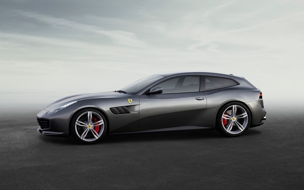 Ferrari GTC4Lusso