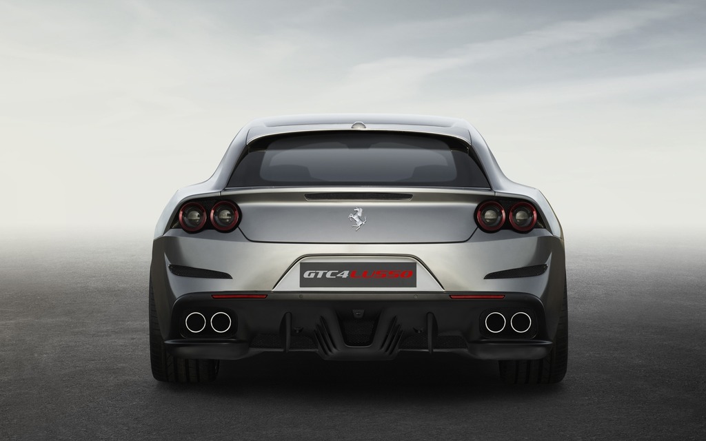 Ferrari GTC4Lusso