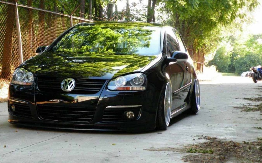 Allergique aux bancs de neige, le bolide de Sebas VW.
