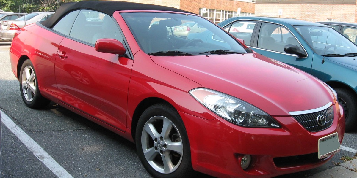 18 - Toyota Solara décapotable