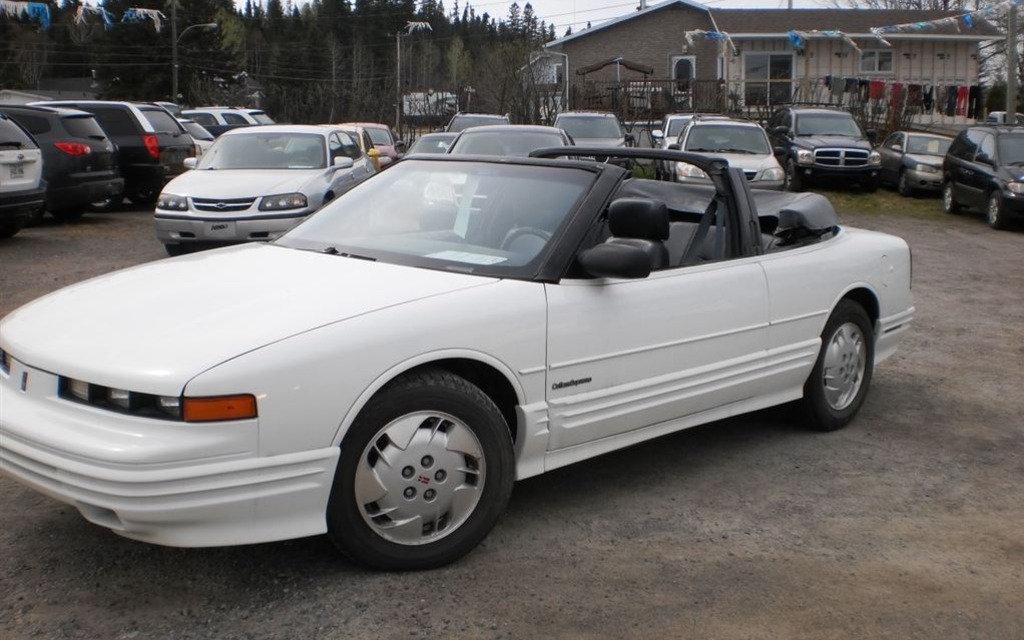 14 - Oldsmobile Cutlass Supreme