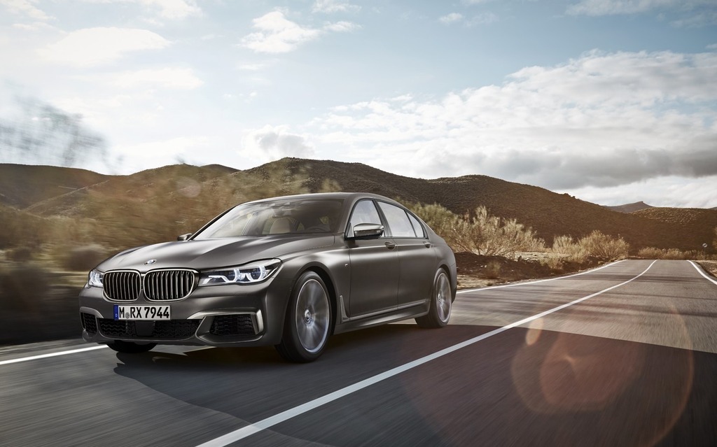 2017 BMW M760Li xDrive