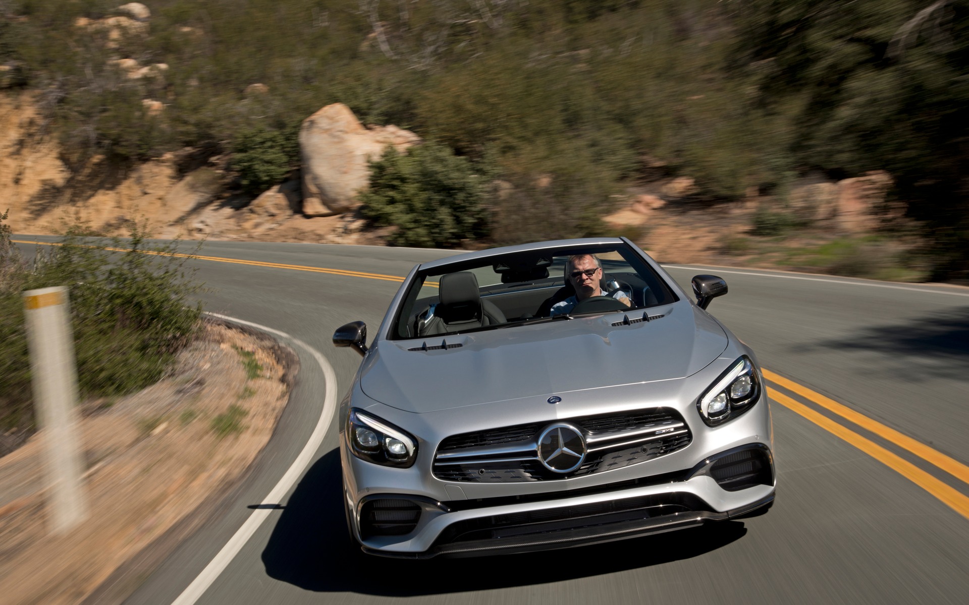 2017 Mercedes-AMG SL 63