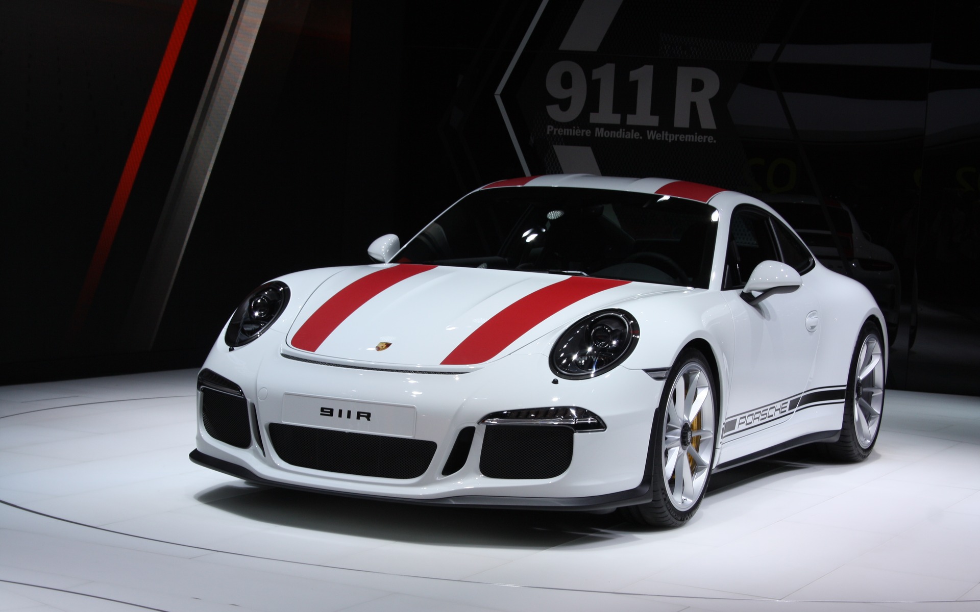 2: Porsche 911 R