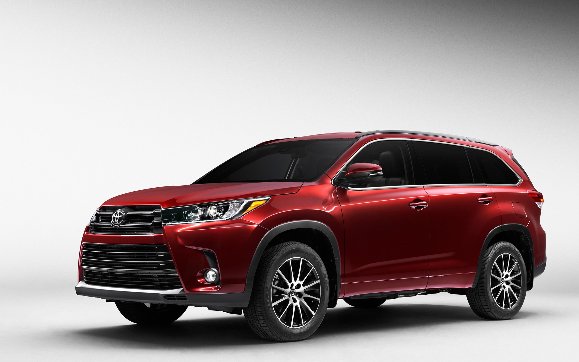 2017 Toyota Highlander: New Powerplants and a Facelift - The Car Guide