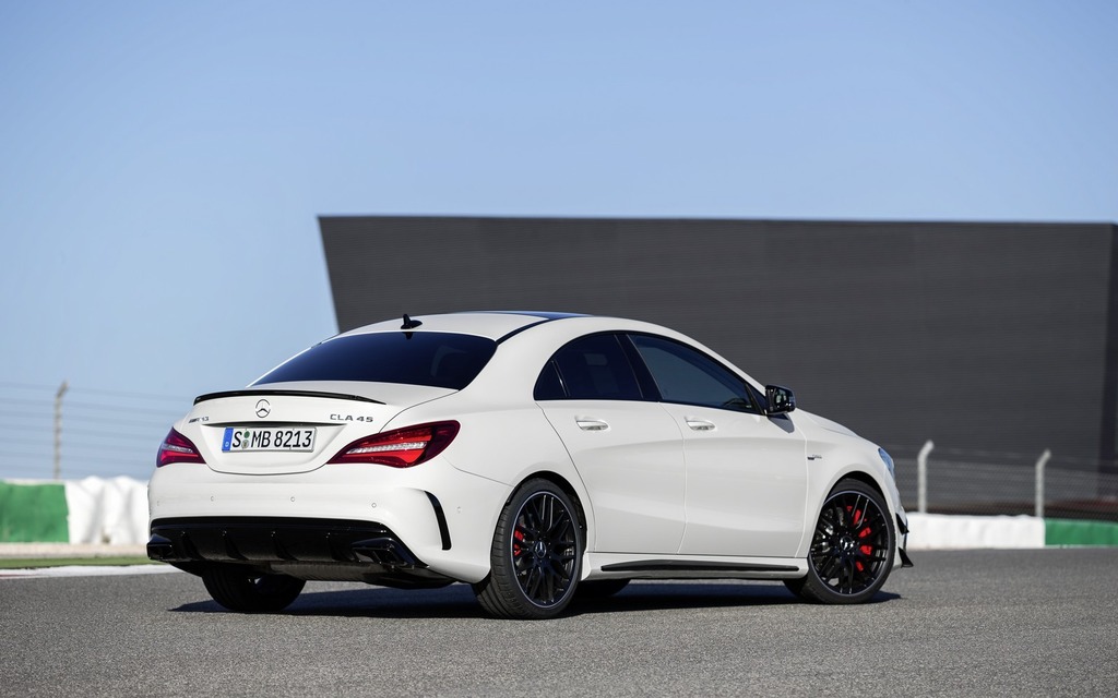 Mercedes-Benz CLA