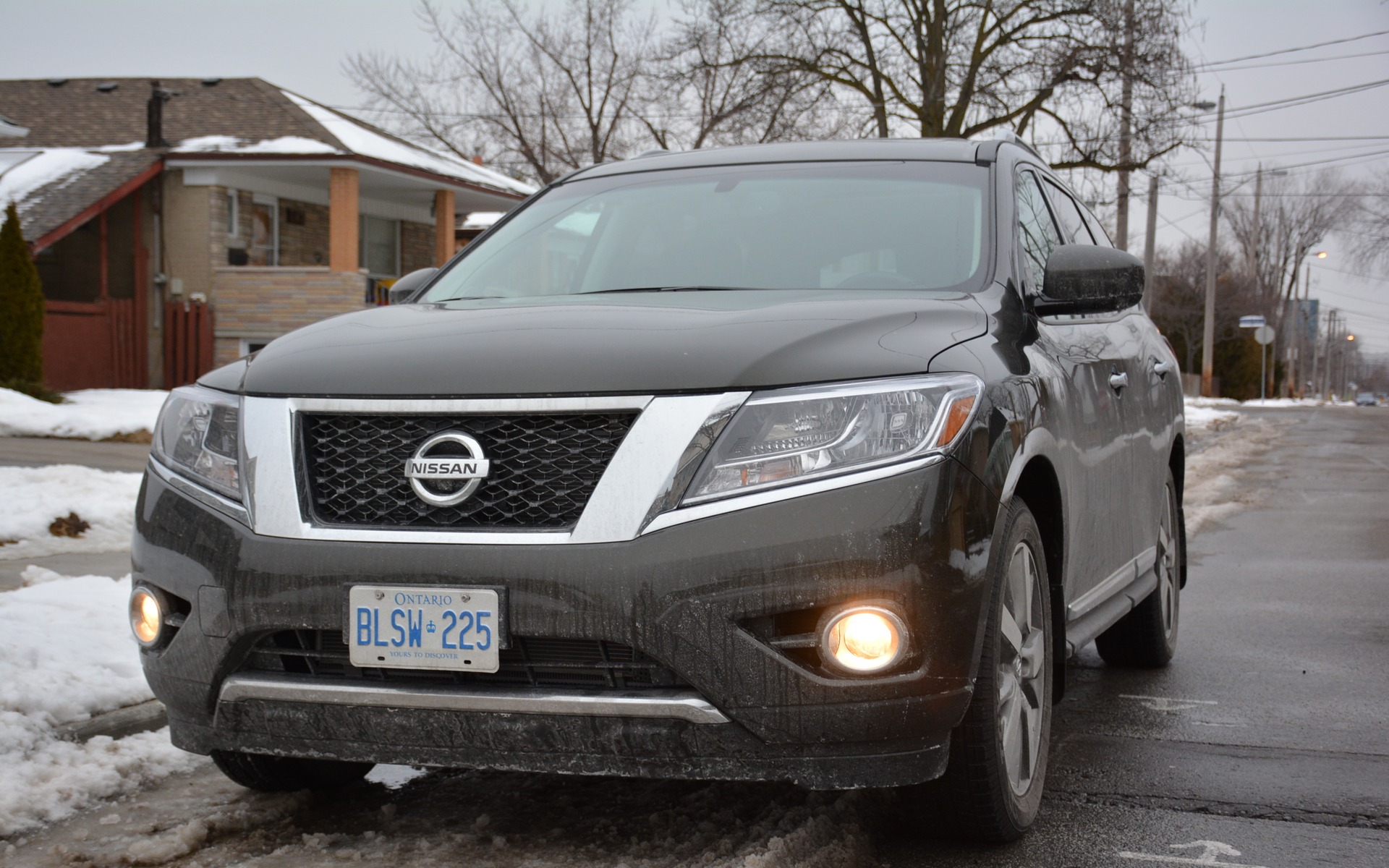 2016 Nissan Pathfinder comfort and versatility in one package