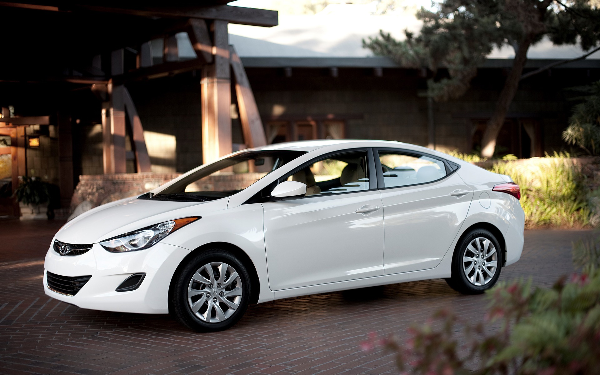 Hyundai Elantra 2011