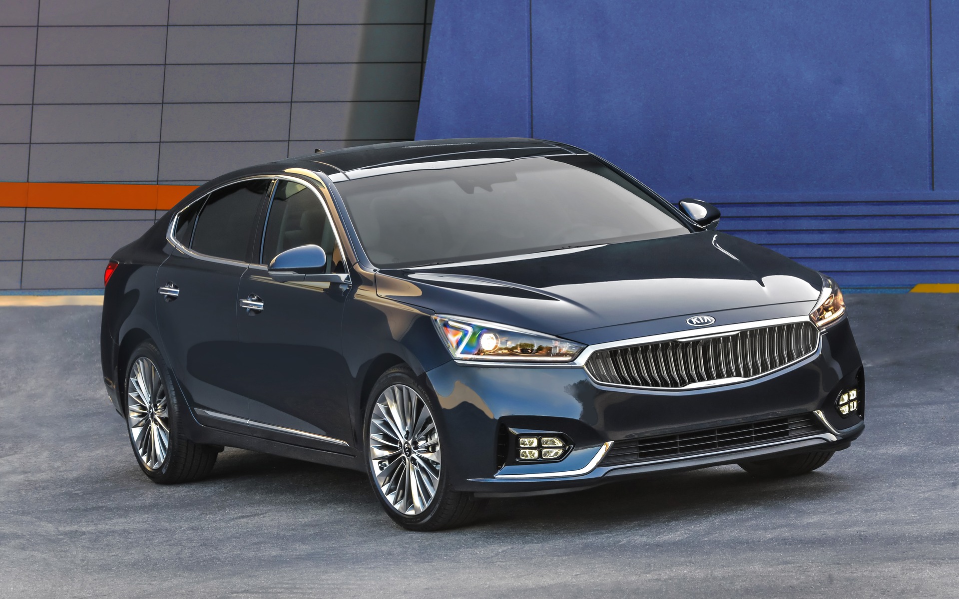 2017 Kia Cadenza