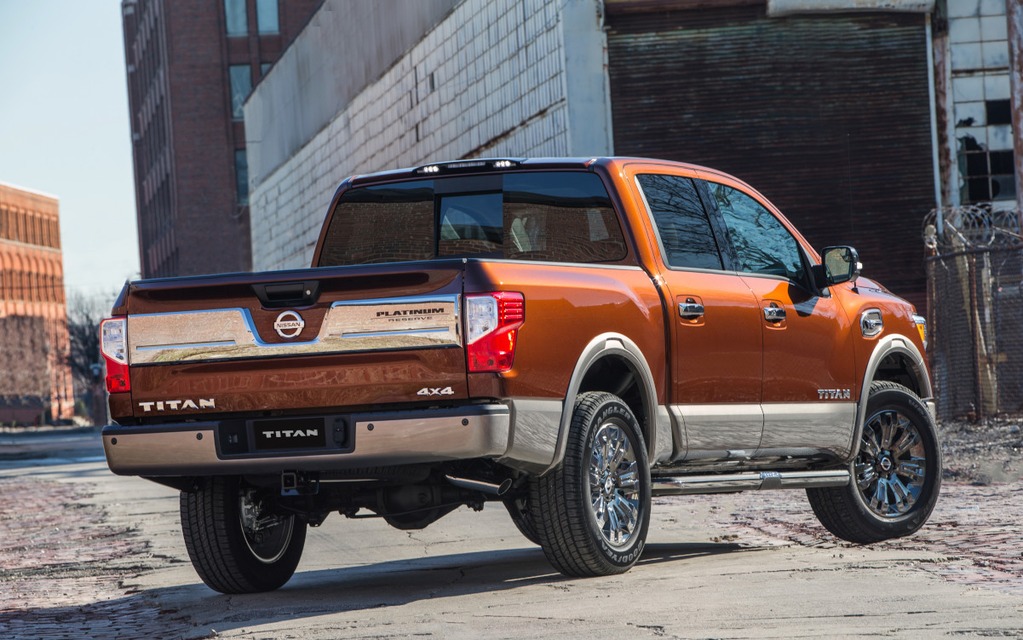 2017 Nissan Titan 