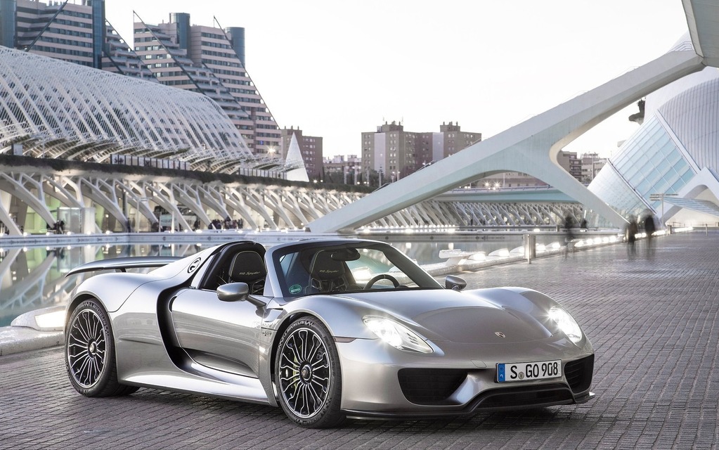 Porsche 918 Spyder : 337 km/h