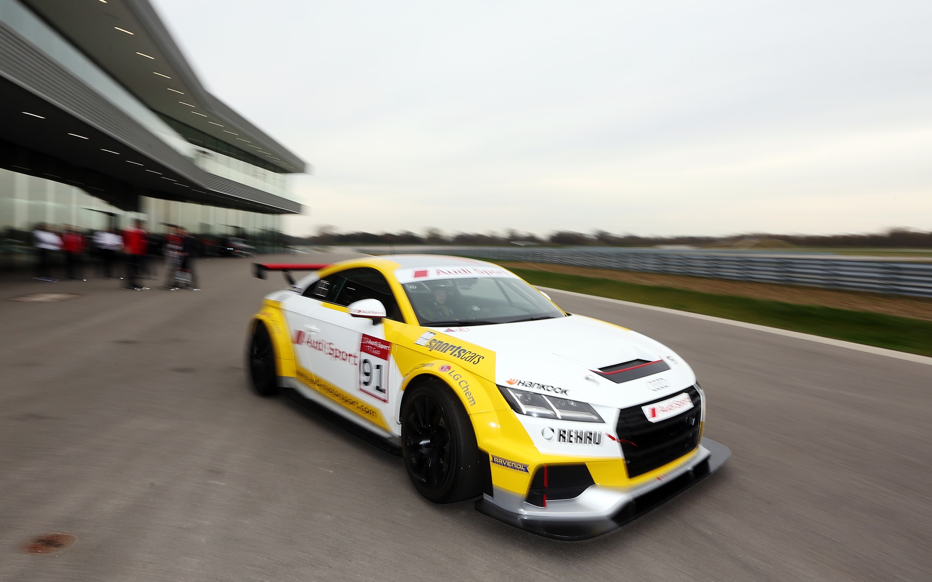 Audi Sport TT Cup - C'est parti pour cinq tours de piste...
