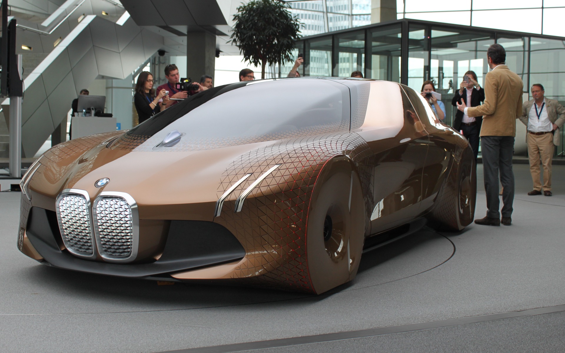 BMW Next 100