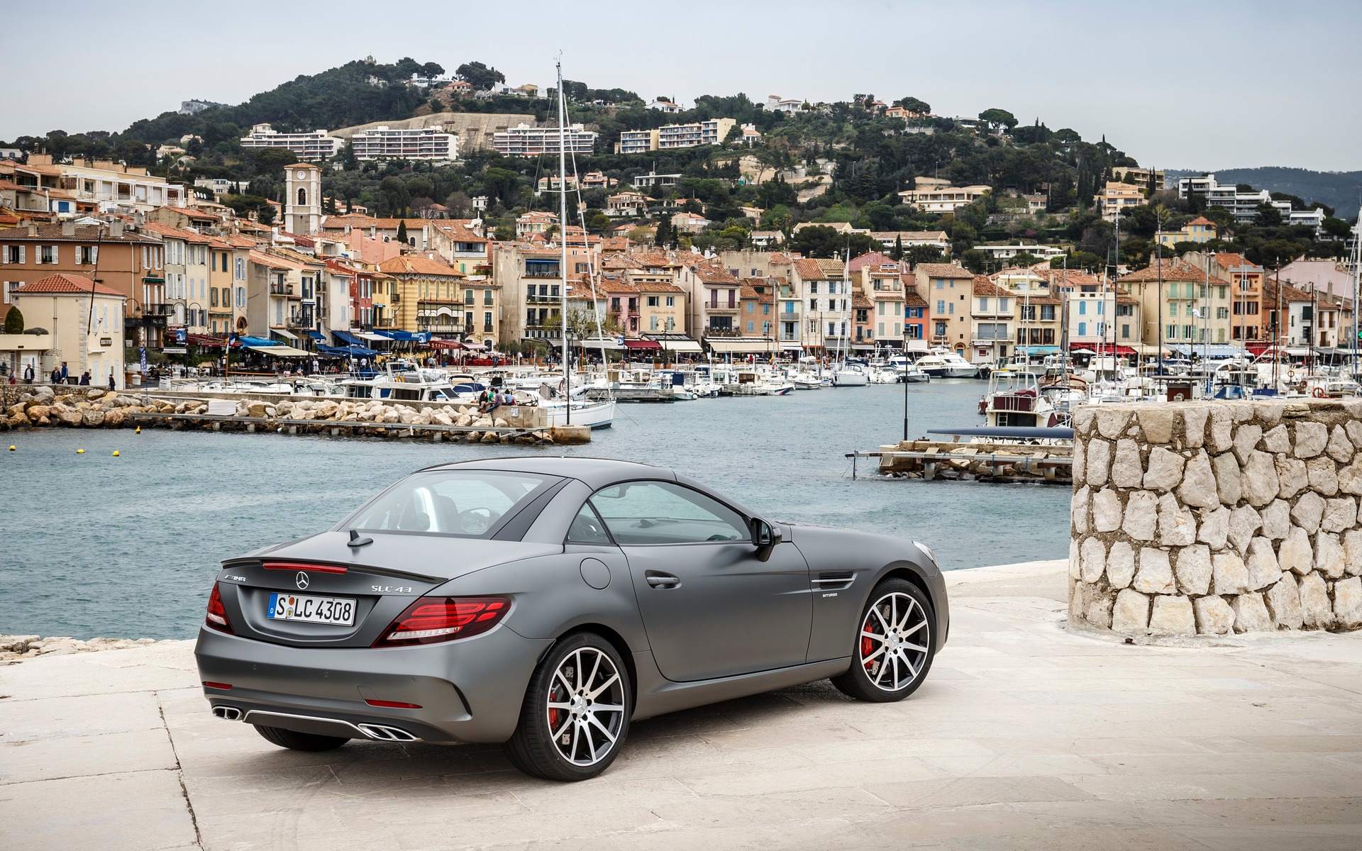 2017 Mercedes-AMG SLC 43