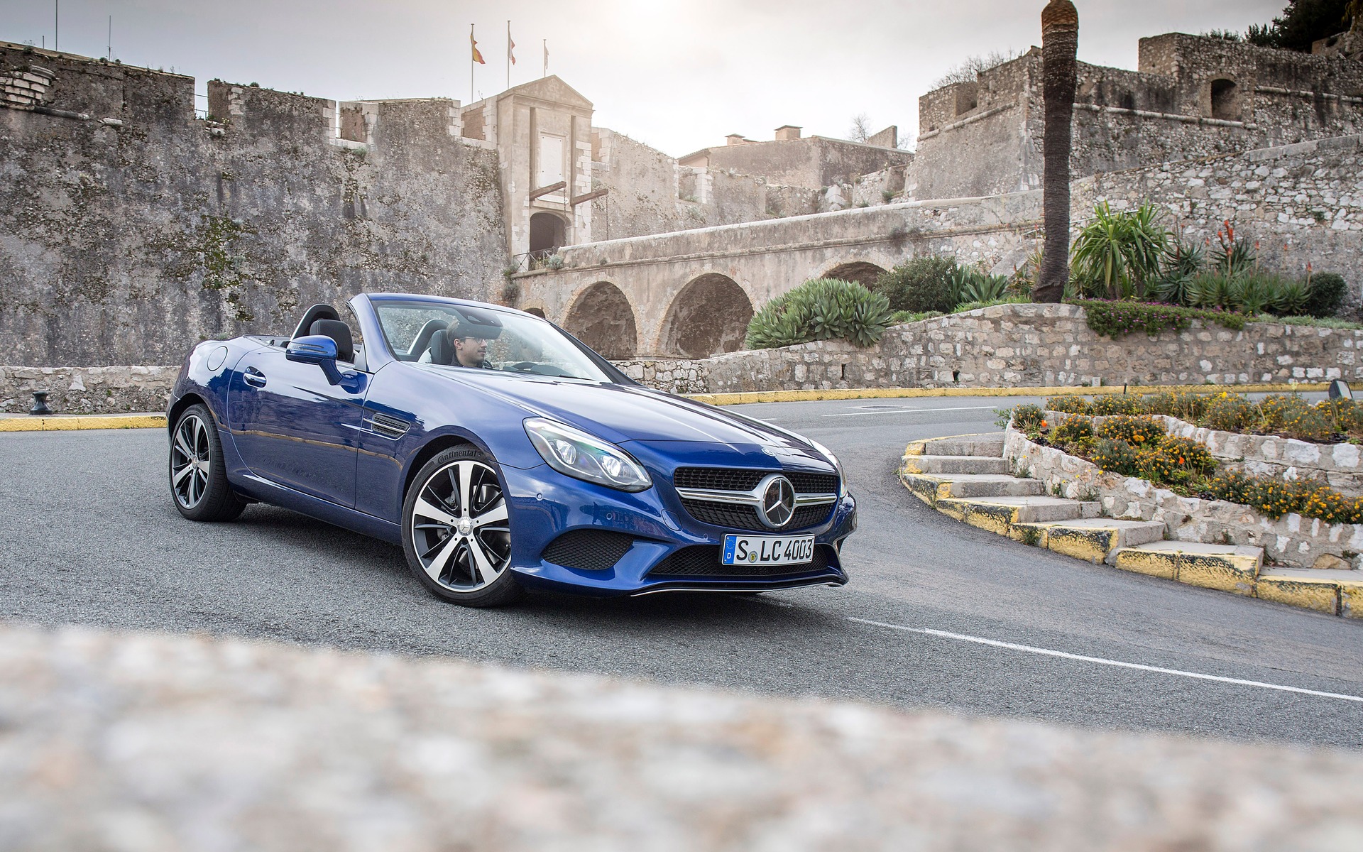 2017 Mercedes-Benz SLC 300