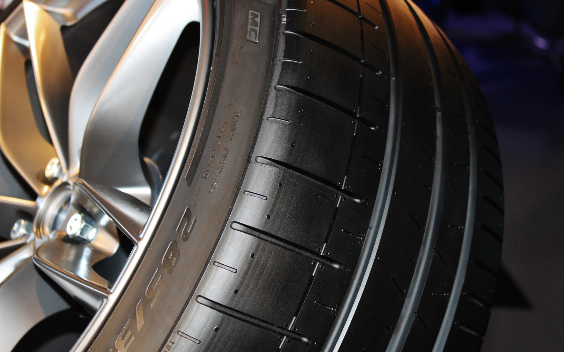 Пирелли зеро. Pirelli p0. 275/40/18 Pirelli p Zero Gen-2. Pirelli p Zero Gen-1. Шины Pirelli p Zero 235 60 17.