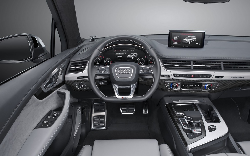 Audi SQ7 TDI 2017 - Habitacle élégant et fonctionnel.