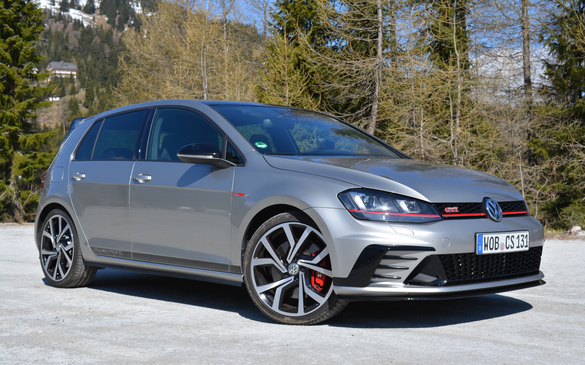 16 Volkswagen Golf Gti Clubsport A Golf On Cocaine The Car Guide