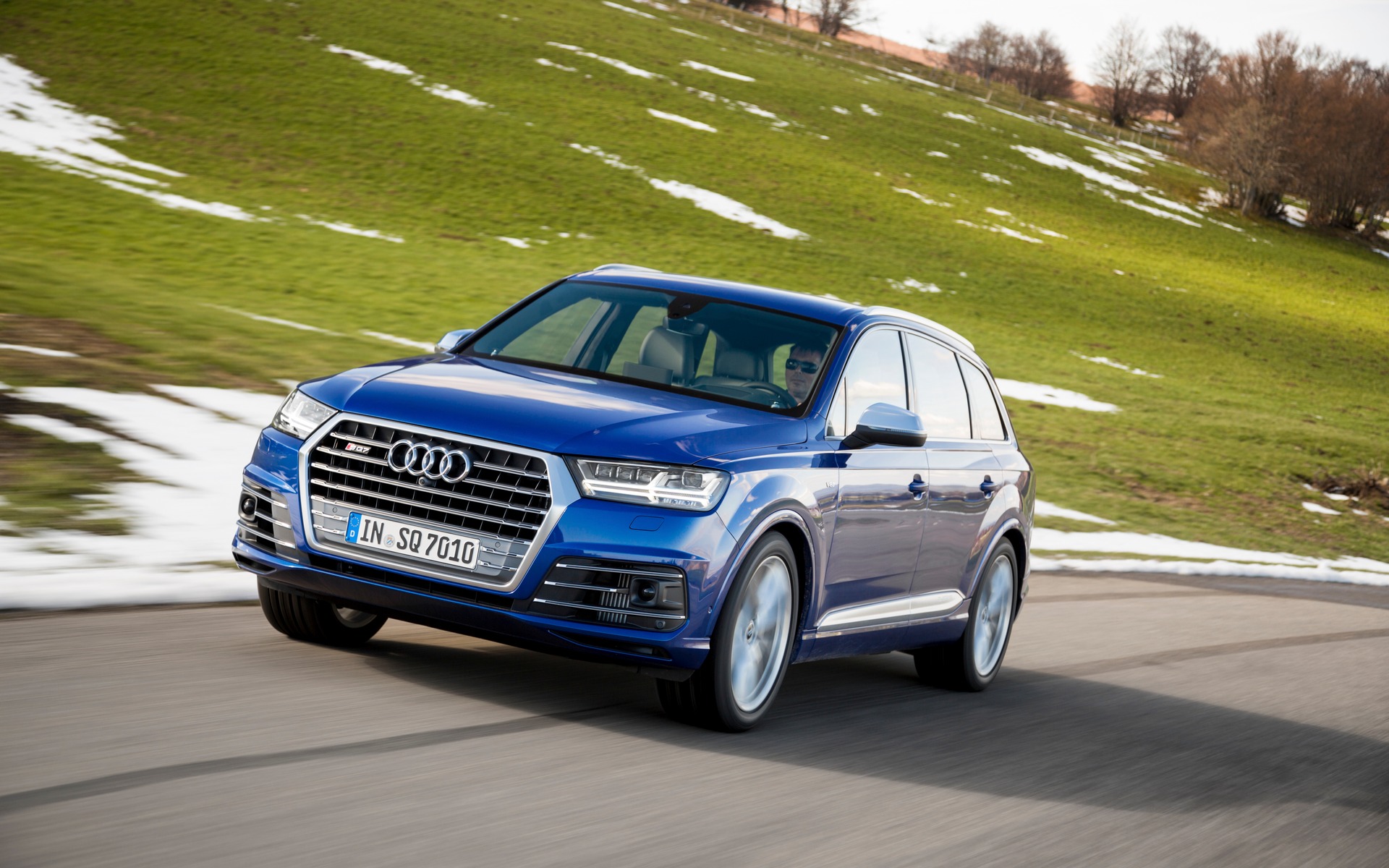 18 Audi Sq7 Tdi The Most Powerful Of All Diesel Suvs The Car Guide