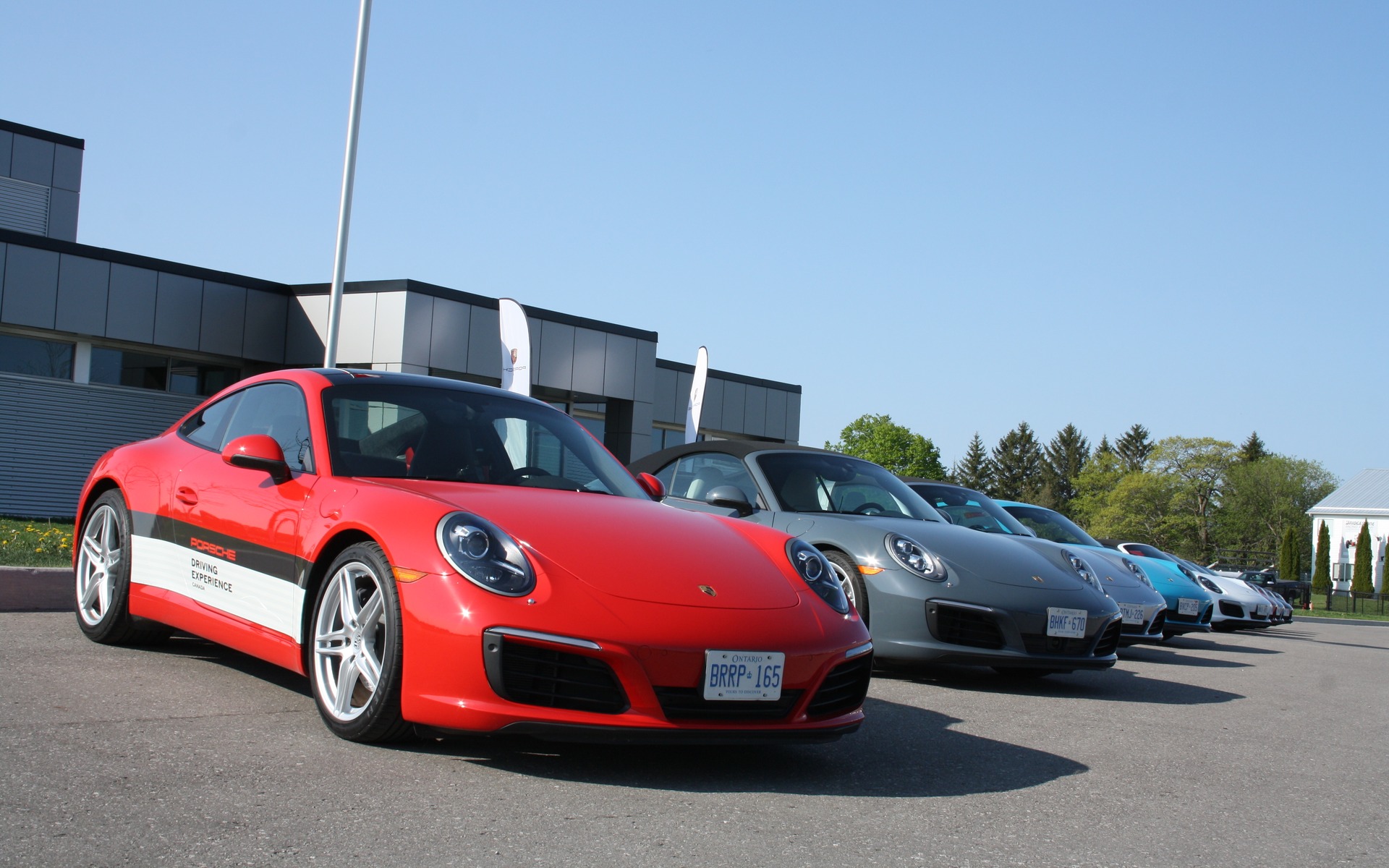 2017 Porsche 911 Carrera / Carrera S