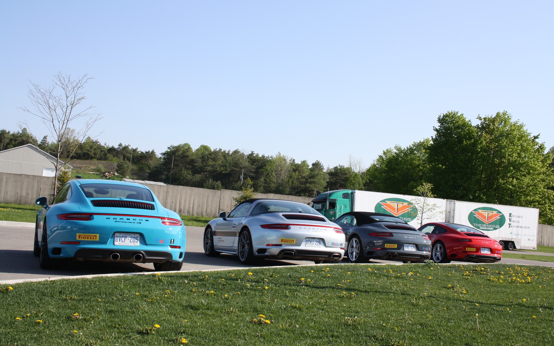 2017 Porsche 911 Carrera / Carrera S