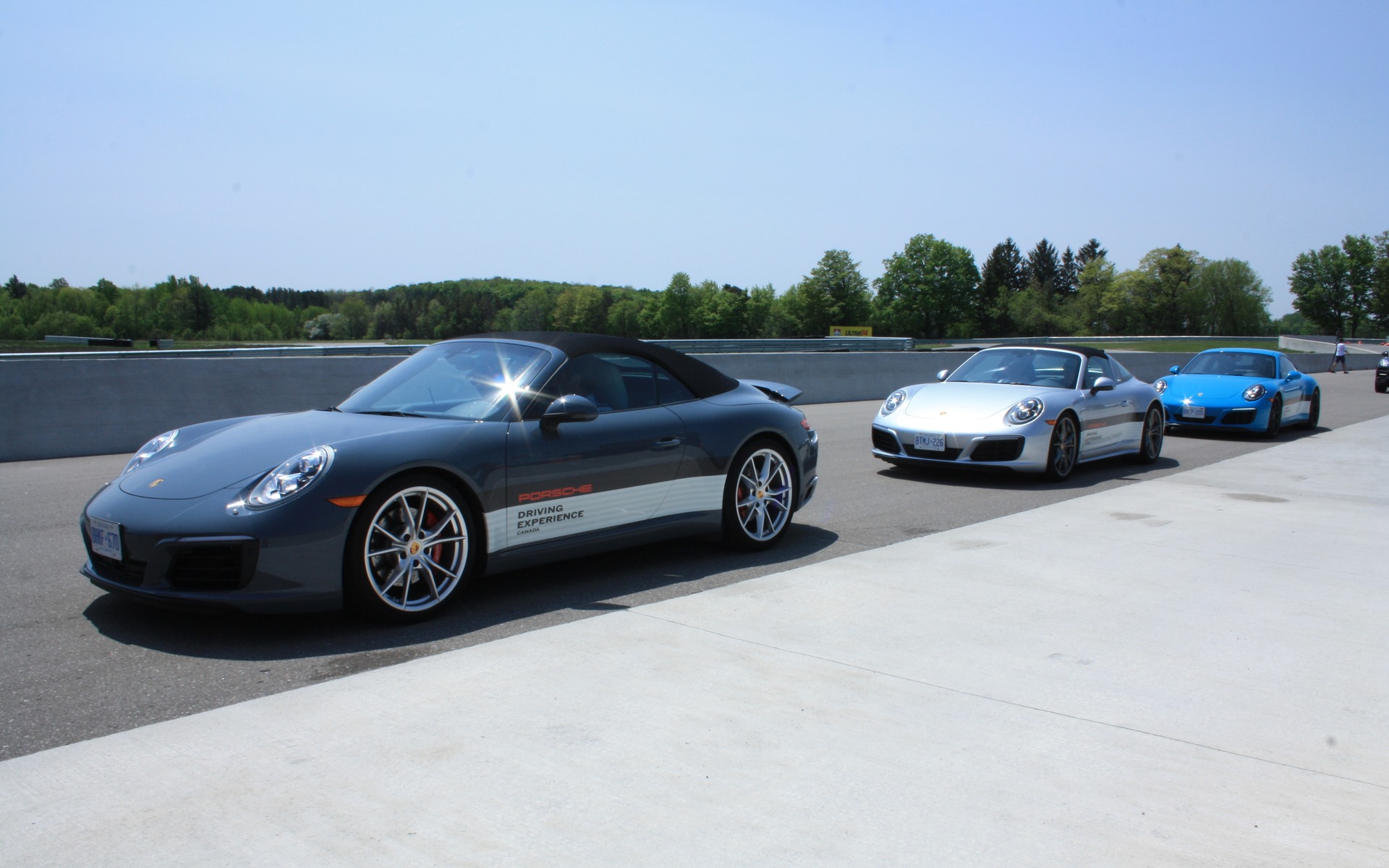 2017 Porsche 911 Carrera / Carrera S