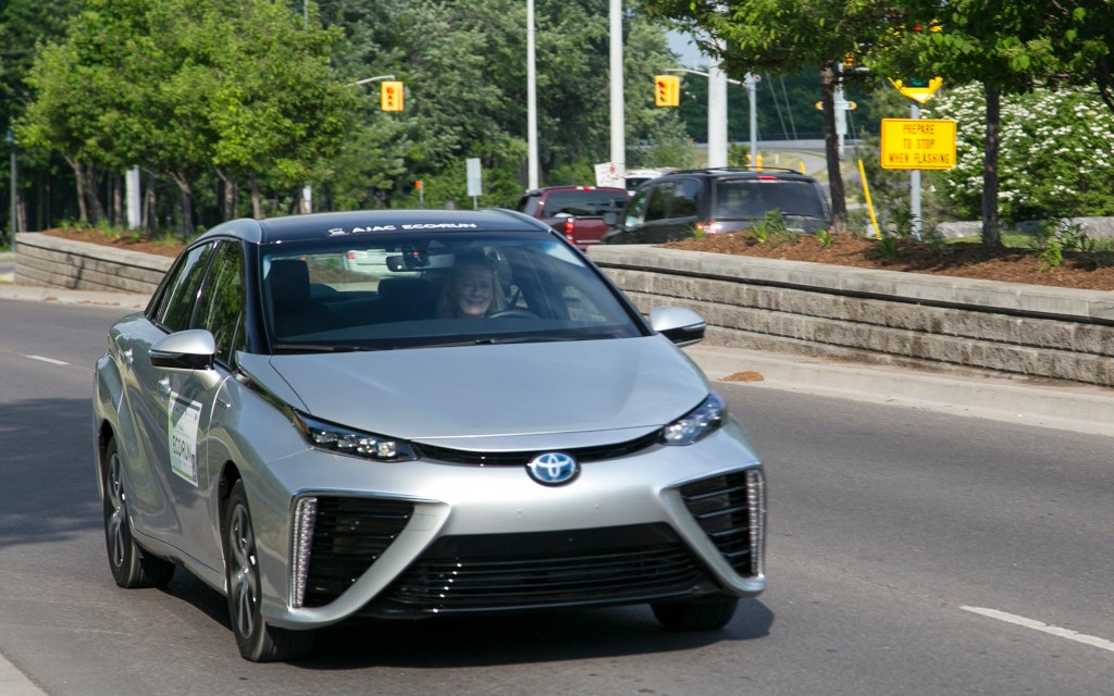 Une invitée de marque, le Toyota Mirai à pile à combustible