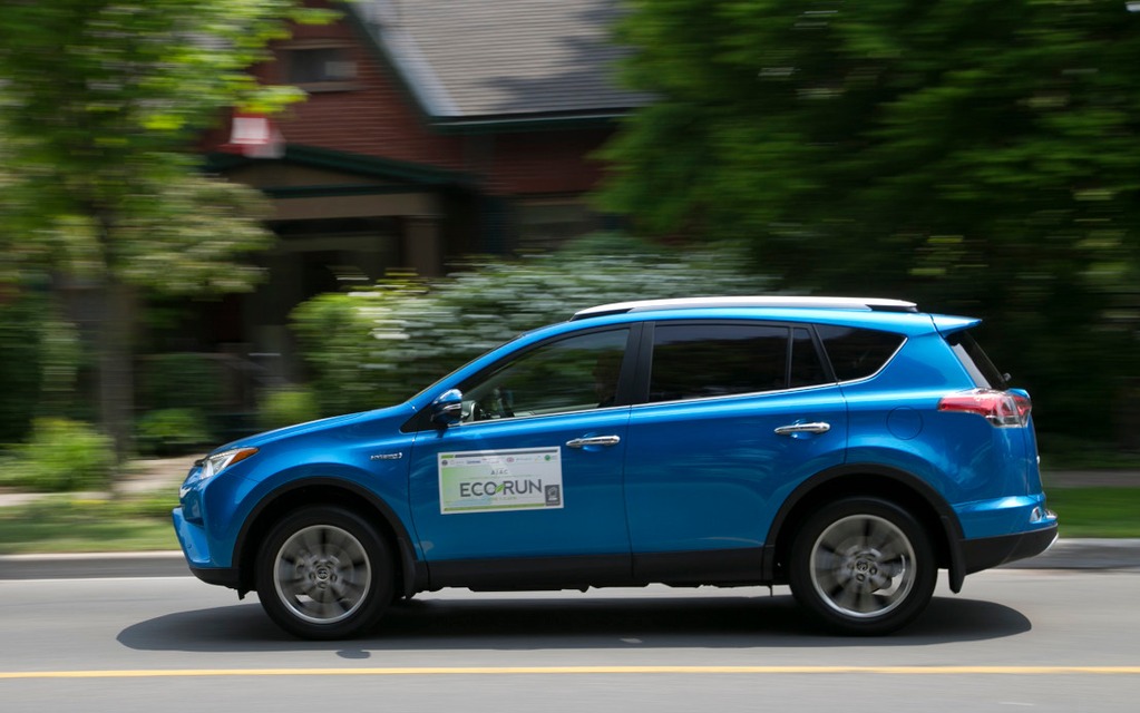 2016 AJAC EcoRun - 2016 Toyota RAV4 Hybrid