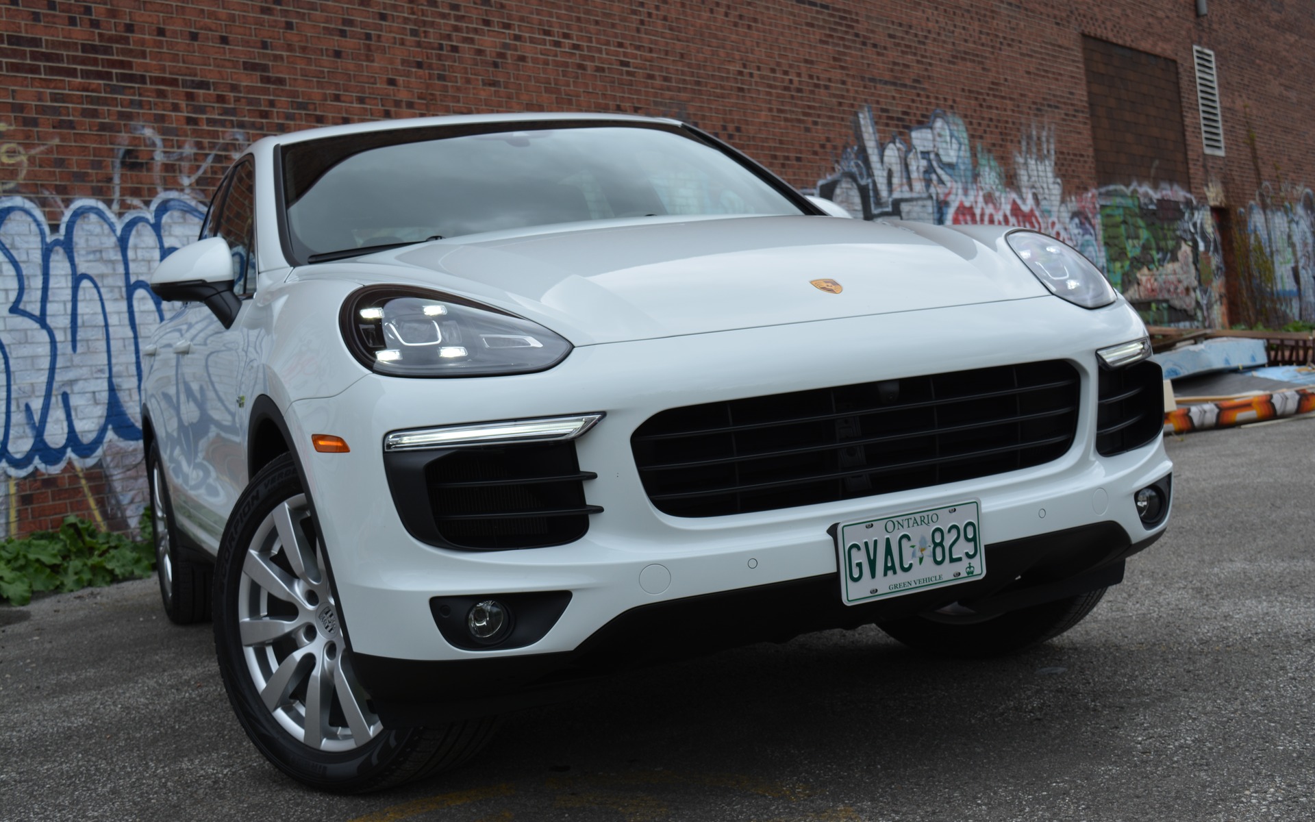 2016 Porsche Cayenne S E-Hybrid