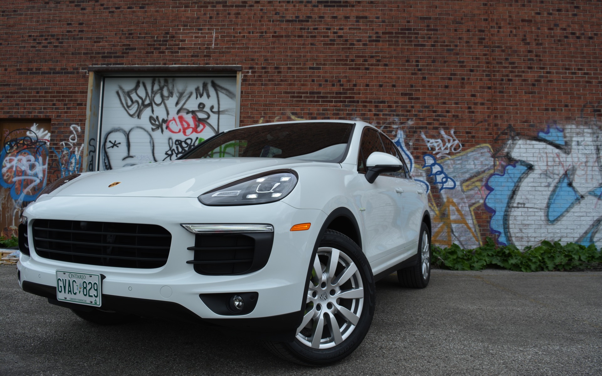 2016 Porsche Cayenne S E-Hybrid