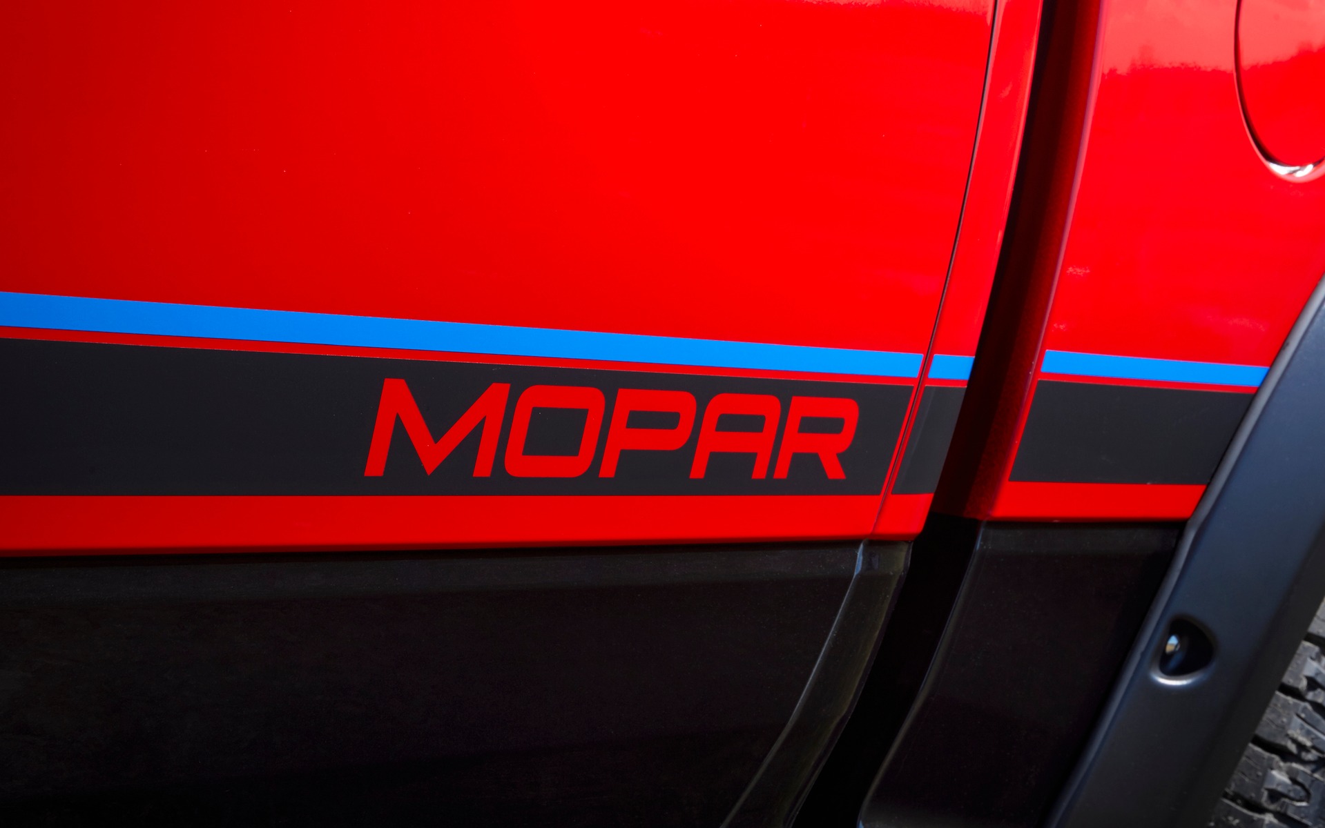 Mopar '16 Ram Rebel