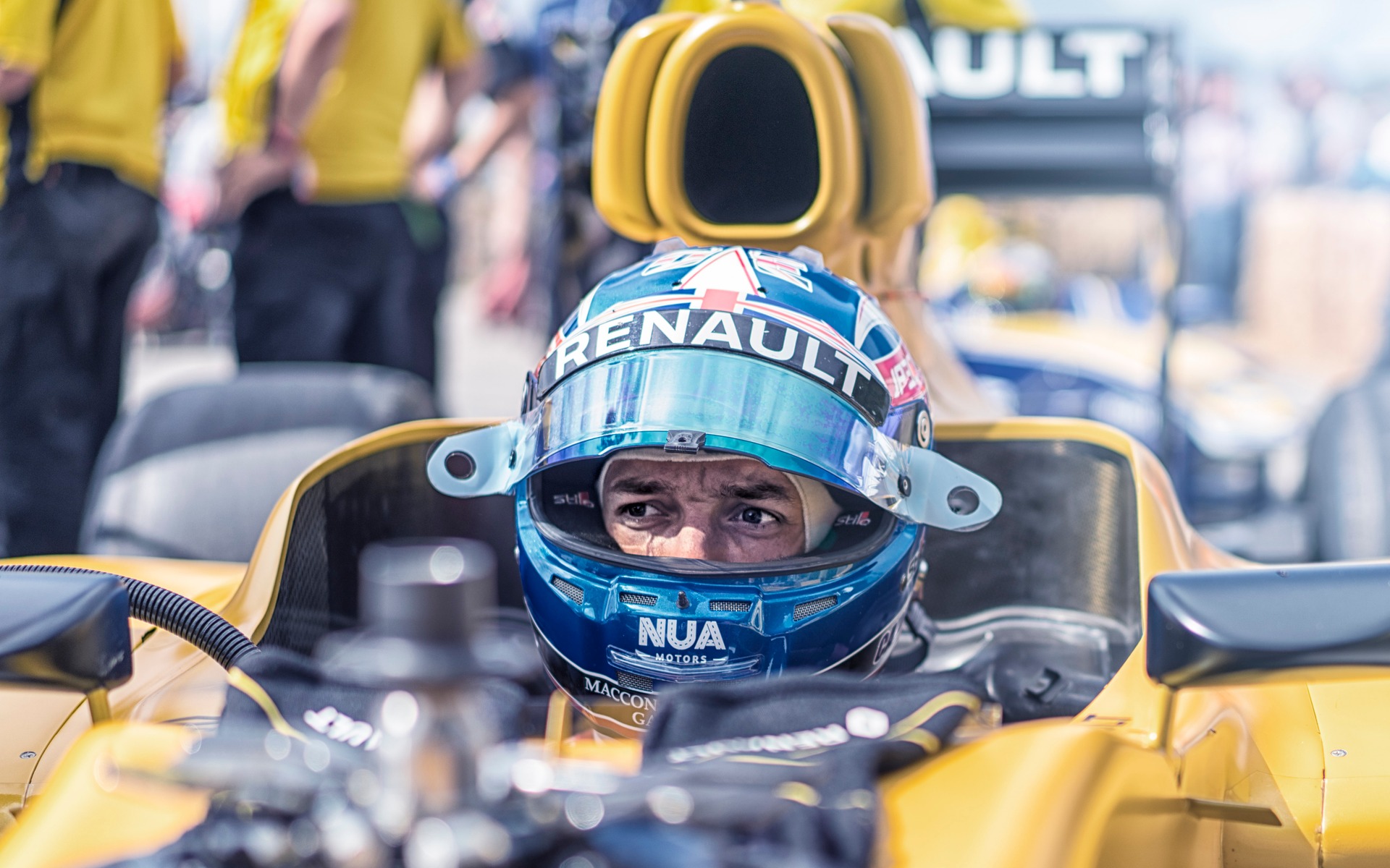 L'équipe Renault F1 au Festival of Speed