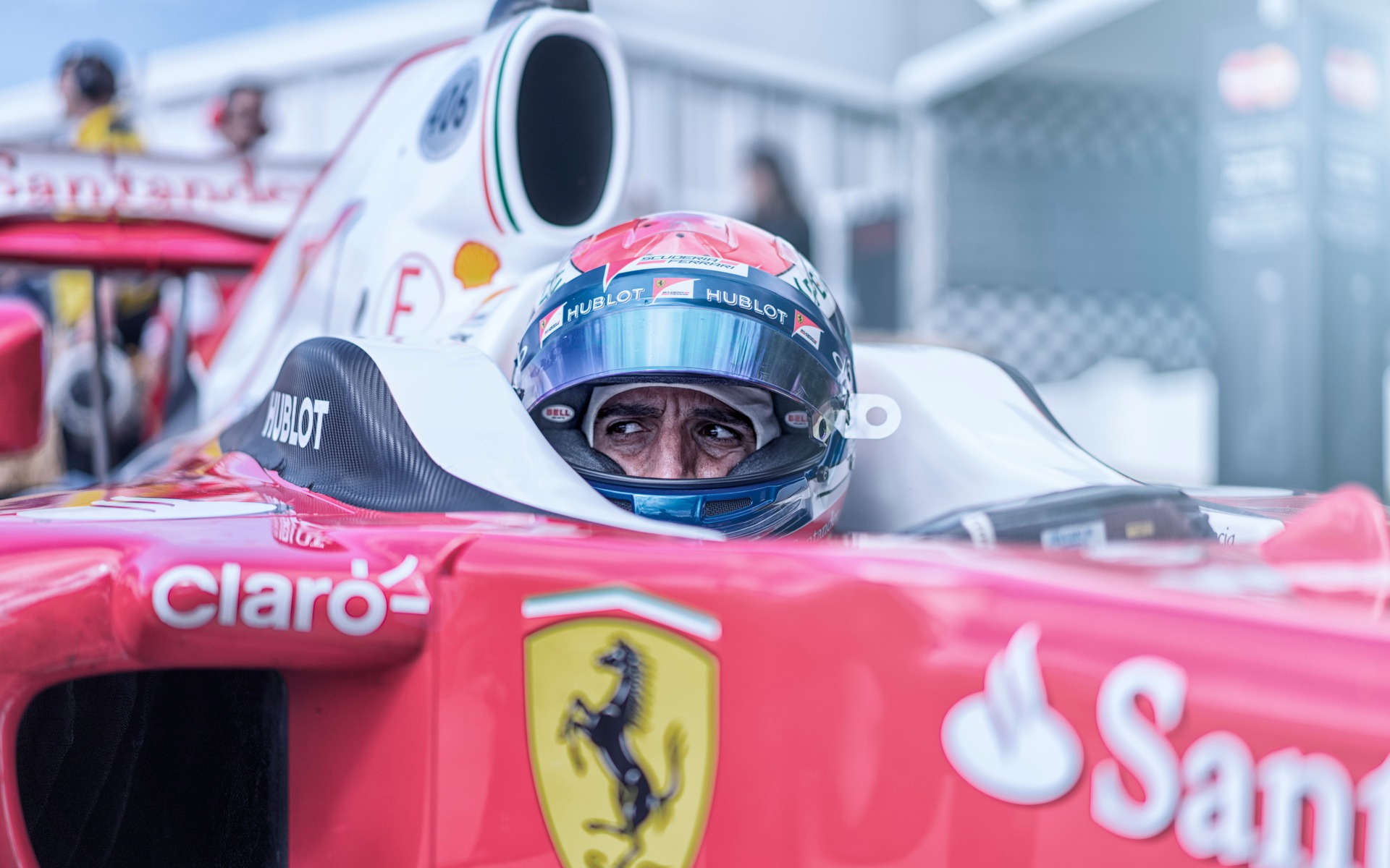 Marc Gené, pilote d'essai Ferrari F1 au Festival of Speed
