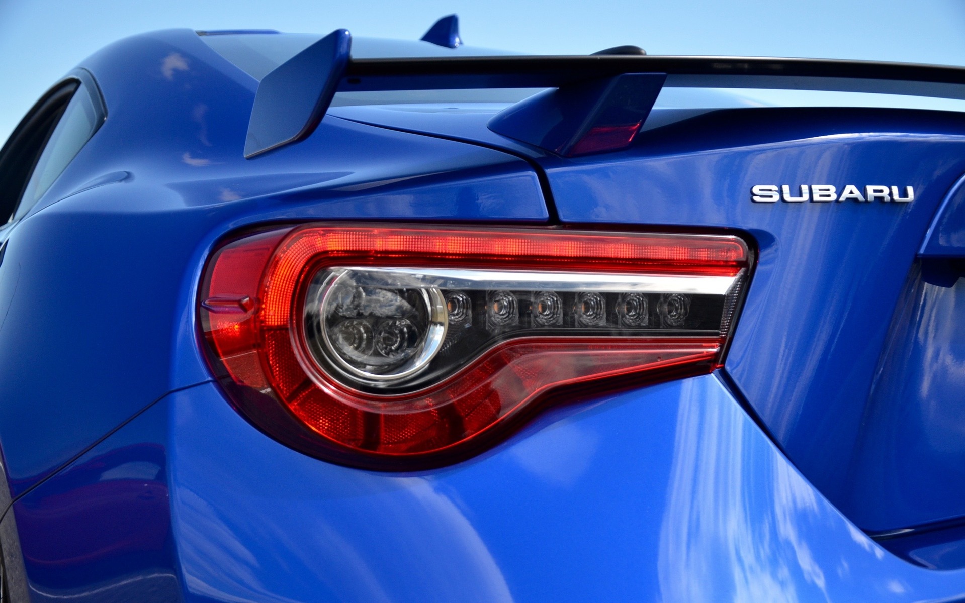 Subaru BRZ 2017 - Feux arrière de type DEL de série.