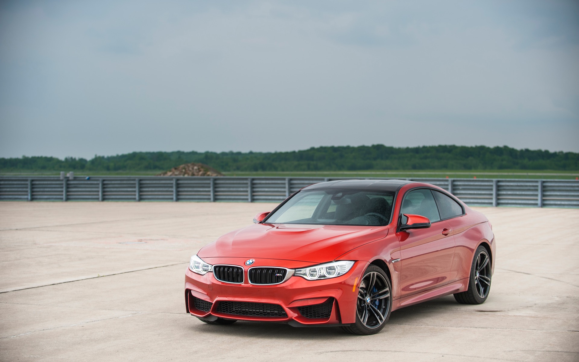 #2 : BMW M4