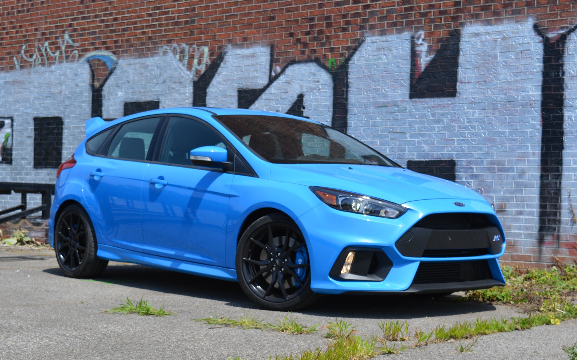 2016 Ford Focus RS equals compact performance