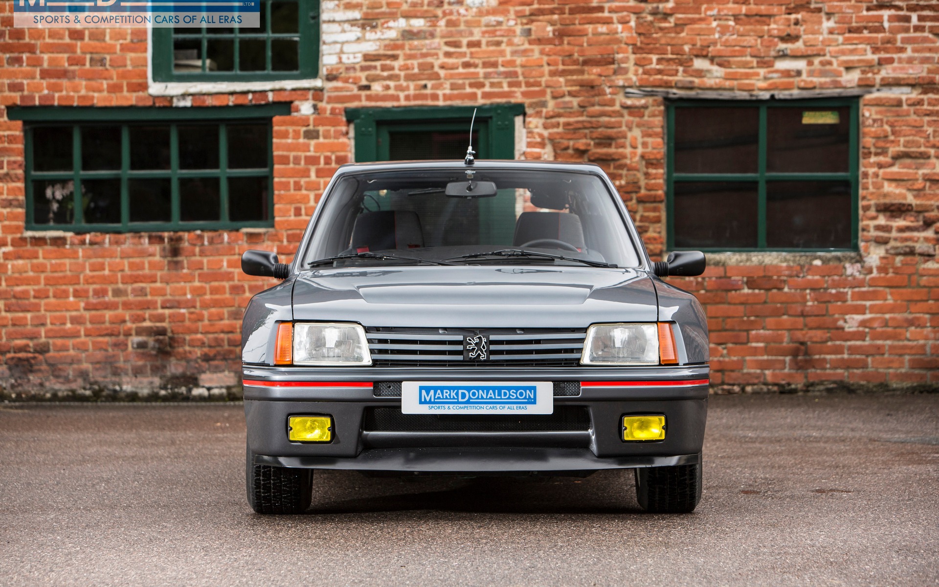 Peugeot 205 T16