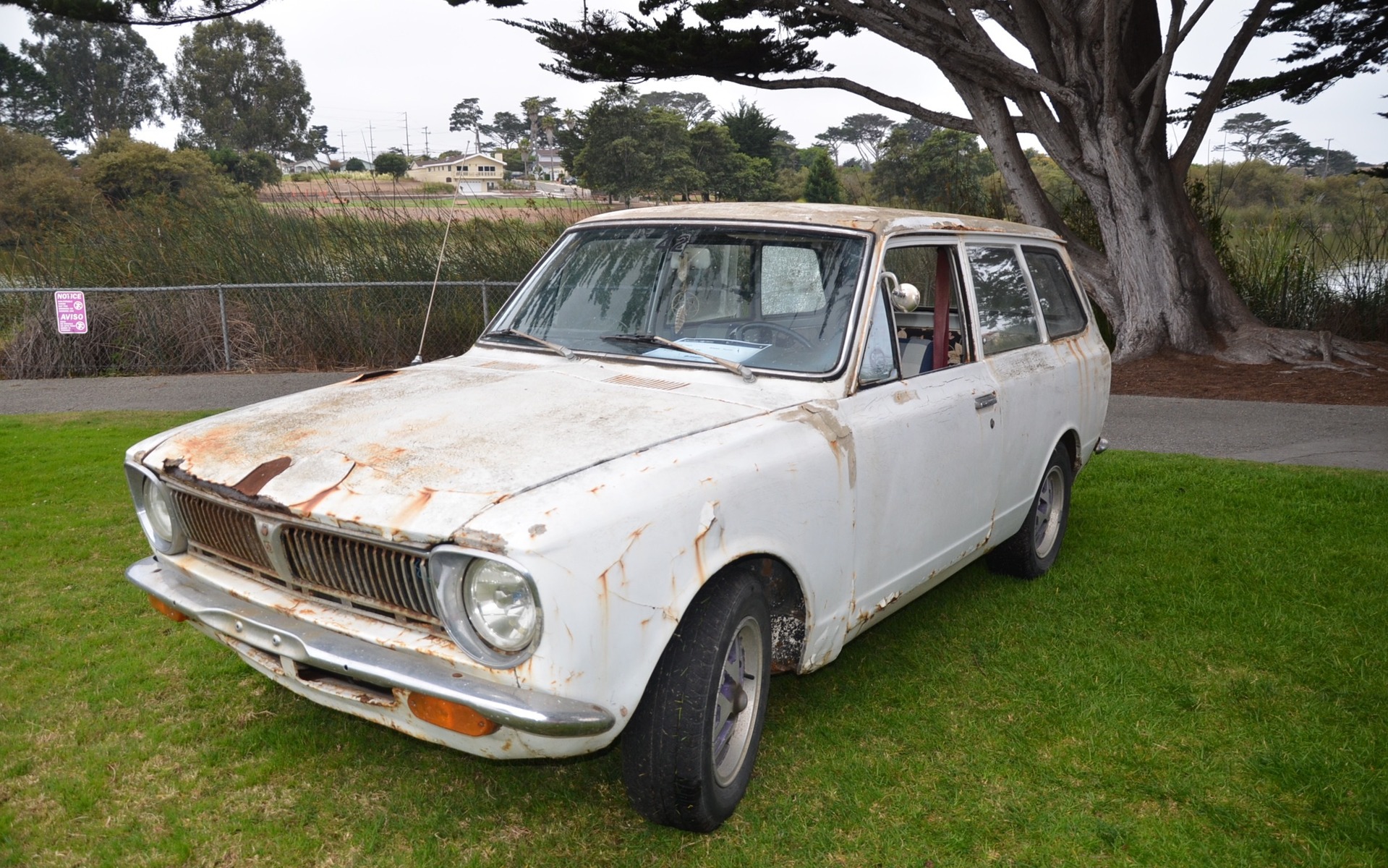 Concours D'LeMons 2016 - Toyota Corolla KW 1969