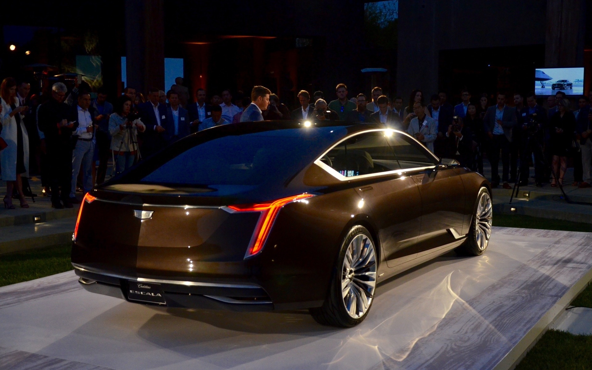 Cadillac Escala - The brand's new design language