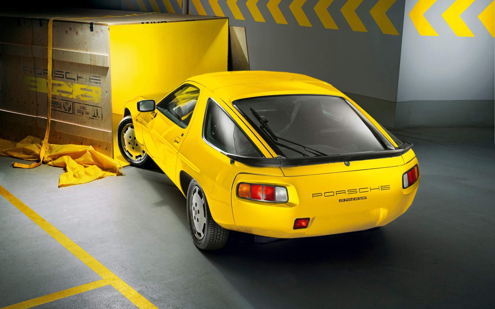 Porsche 928