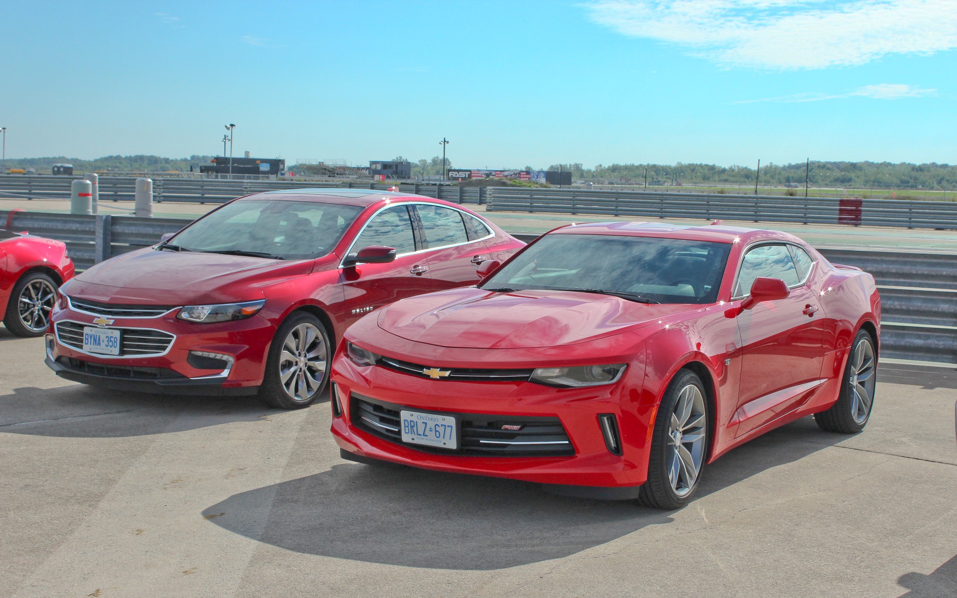 Chevrolet Malibu et Camaro 2016 au Super Auto Show