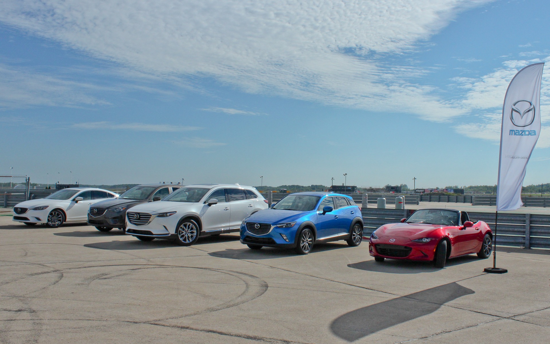 Mazda CX-3, CX-5, CX-9, Mazda6 et MX-5 2016 au Super Auto Show