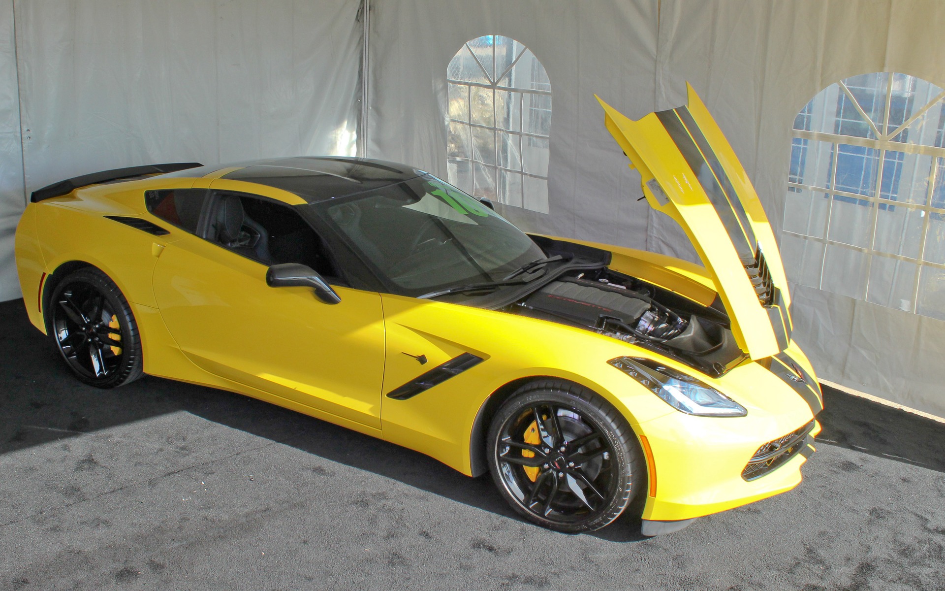 La Chevrolet Corvette Stingray 2016 au Super Auto Show