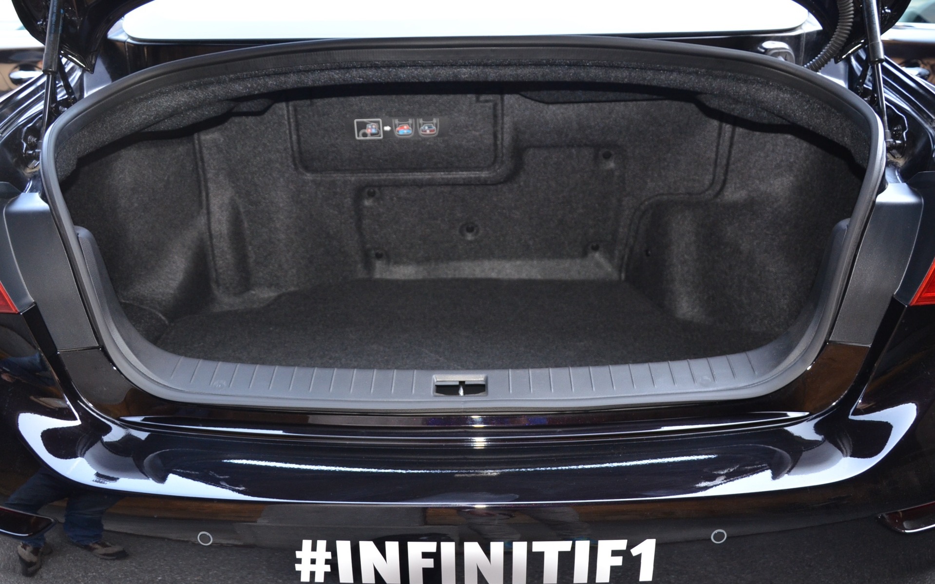 2016 Infiniti Q50 Hybrid