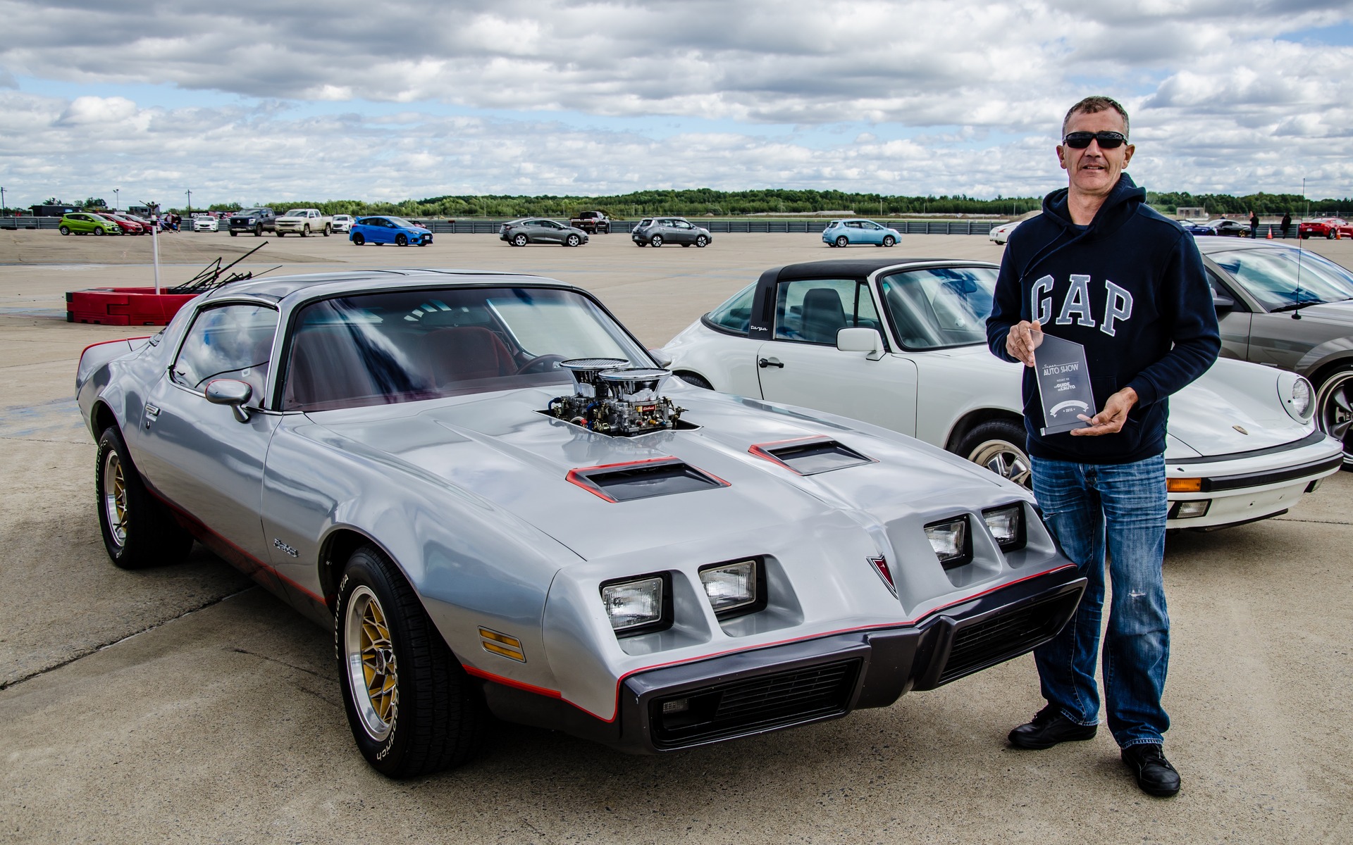 Pontiac Firebird Formula 1979 de Archie Rossi (Indy Auto Group)