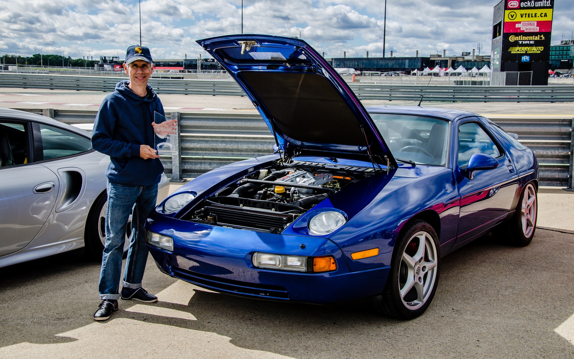 Porsche 928 S4 1991 de Bertrand Daoust (club Porsche)