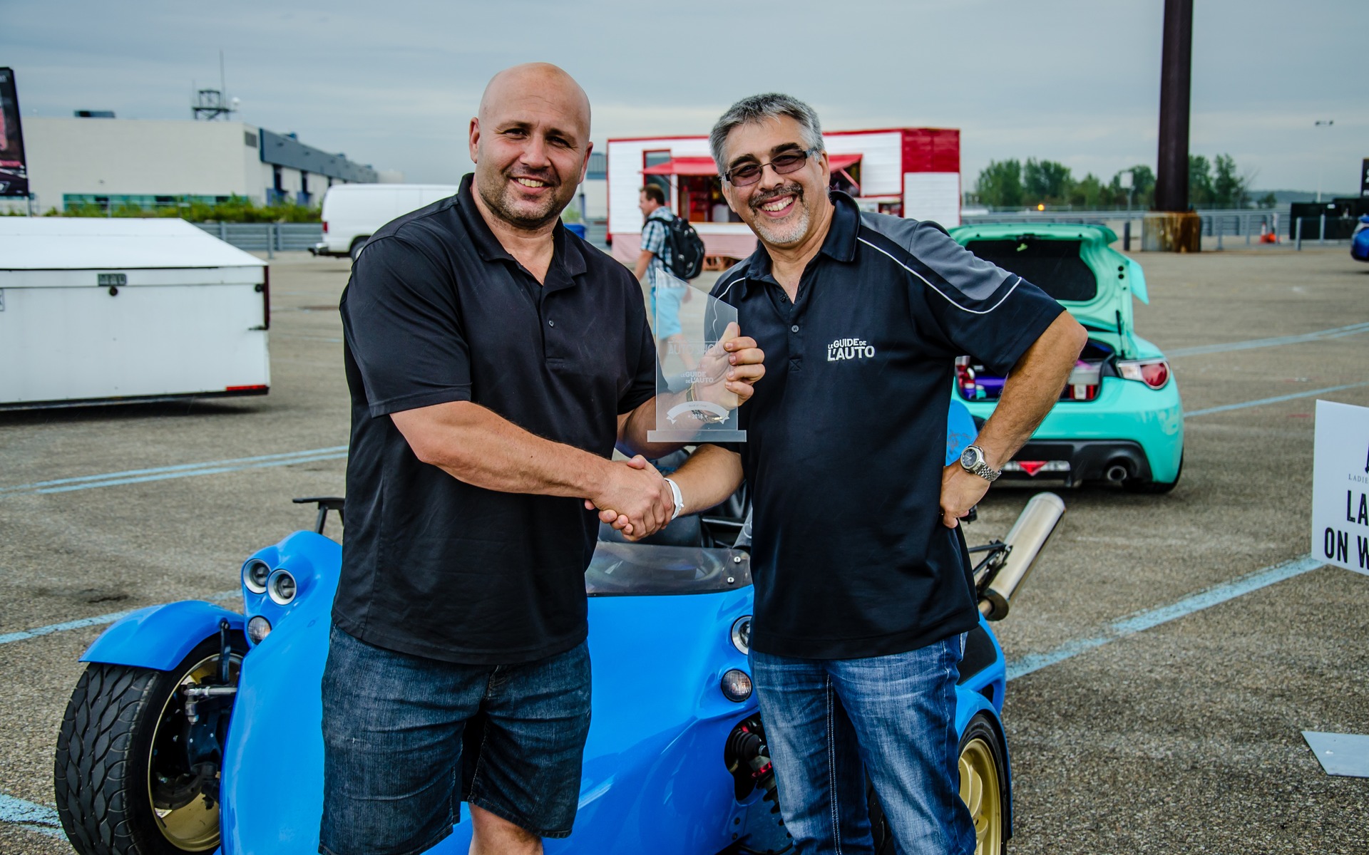 T-Rex VR13 de Christian Dubé (club T-Rex) accompagné d'Alain Morin