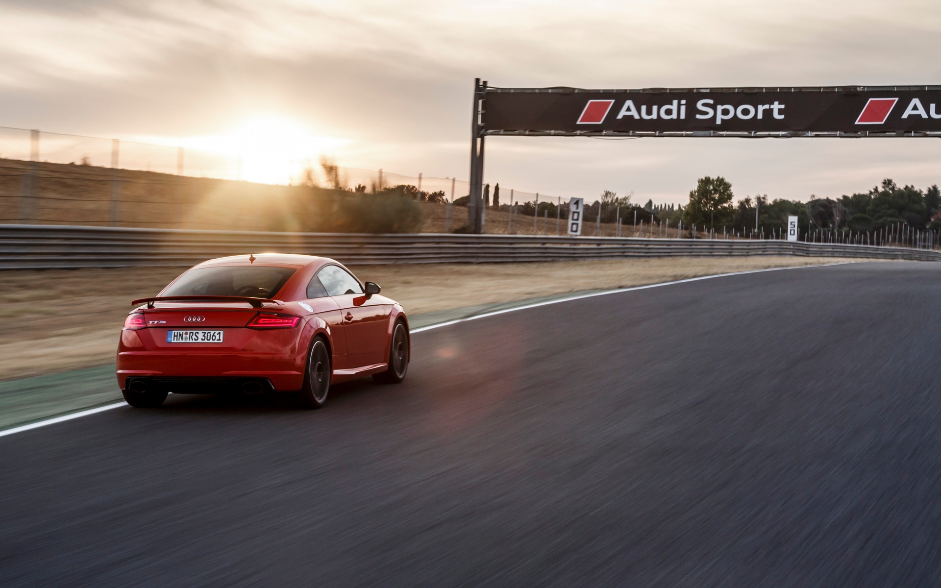 Audi TT RS 2018 - Très stable même à haute vitesse sur circuit.